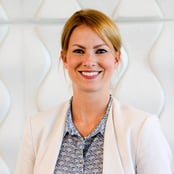 Julia Koopten,Leader IT & Service Level Management, Volkswagen Financial Services